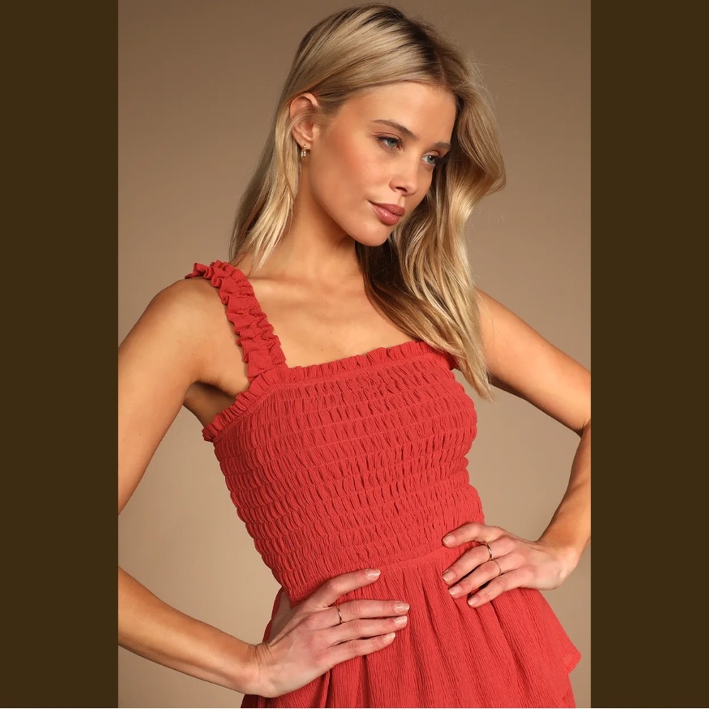 NWT Lulu’s Tiered Midi Dress - Picture 4 of 16